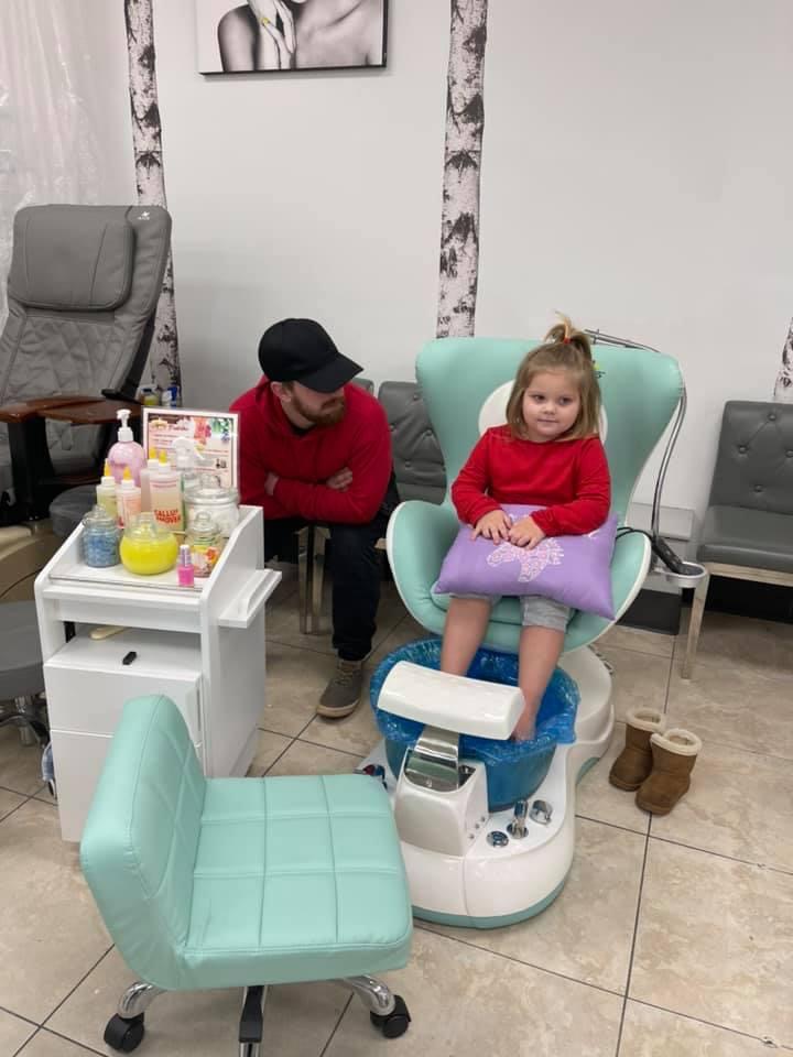 Regal Nails, Salon & Spa, nail salon in Griffin, GA, photo 2 of 9